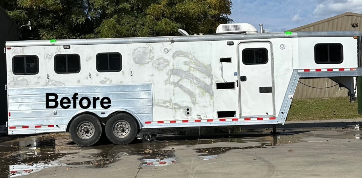 Second horse trailer before thumbnail